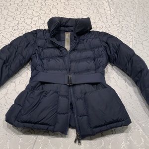 Add puffer jacket in navy blue